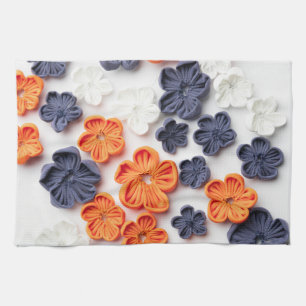 Blume aus handgefertigten Frühlingstoffen, orange  Geschirrtuch