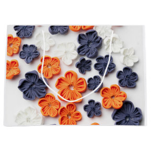 Blume aus handgefertigten Frühlingstoffen, orange Große Geschenktüte