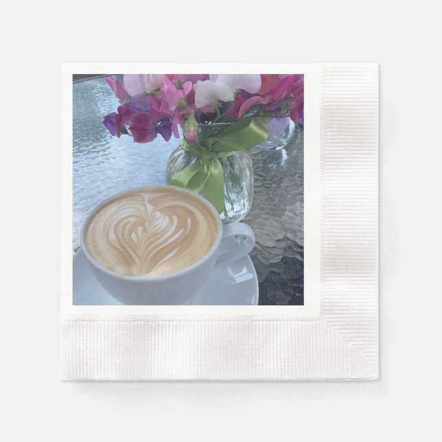 Blume aus Latte und Sweet Pea Serviette (Vorderseite)