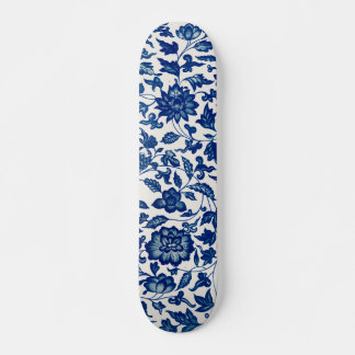 Blume aus Porzellan blau-weiß Skateboard