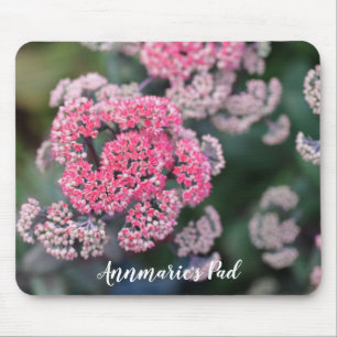 Blume aus rosa und weißem Butterfly Mousepad
