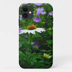 Blume aus weißem Kon, violette Blumen und Motte Case-Mate iPhone Hülle