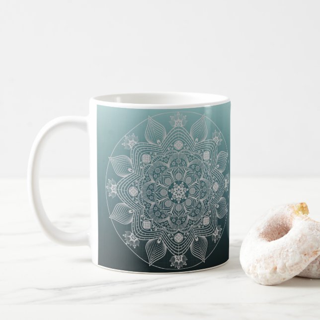 Blume, Blätter, Weiße Spitzen Flora Mandala auf Aq Kaffeetasse (Mit Donut)