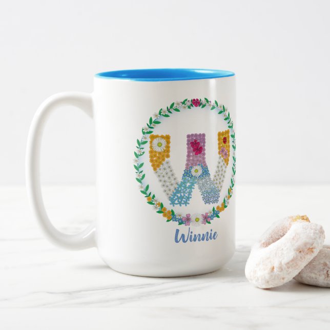 Blume Buchstaben "W" mit Personalisiertem Namen Zweifarbige Tasse (Mit Donut)