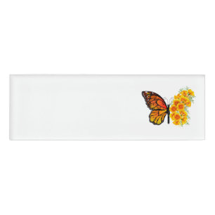 Blume Butterfly mit gelbem Kalifornien-Mohn Namenschild
