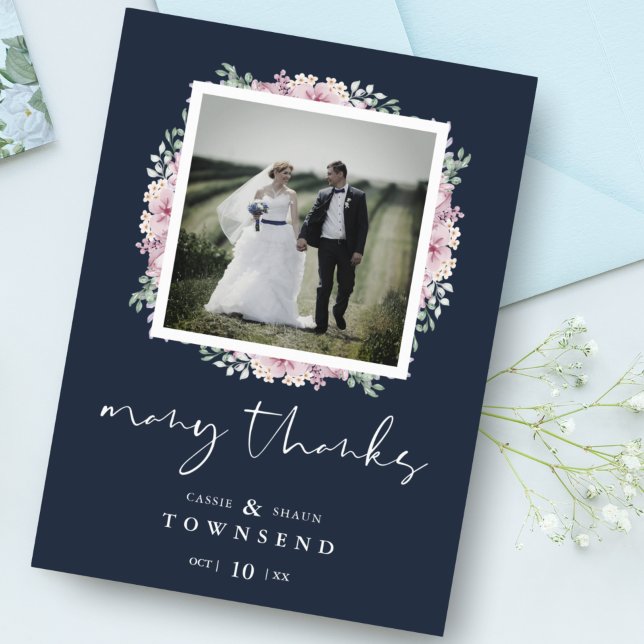 Blume der Haushaltsflotte Moderne Typografie Pink  (Von Creator hochgeladen)