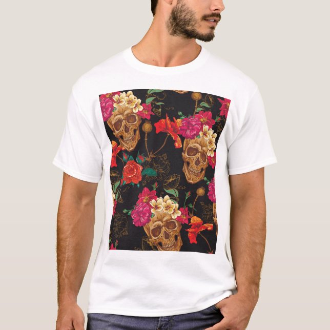 Blume des Schädels: Nahtloser dunkler Hintergrund. T-Shirt (Vorderseite)