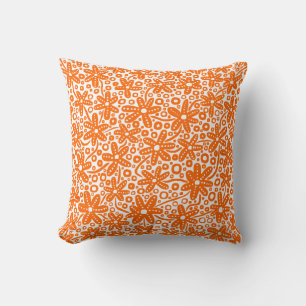 Blume Design - Orange auf Weiß Kissen