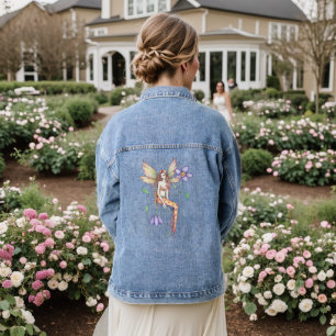 Blume Fairy Illustration von Molly Harrison Jeansjacke