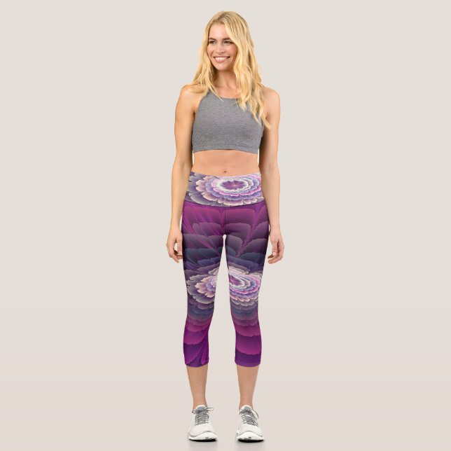 Blume Farbenfrohe Abstrakte Fraktal Rosa Capri Leggings (Vorderseite)
