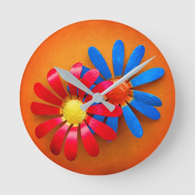 Blume für Metallgärten Runde Wanduhr (Vorderseite)