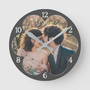 Blume Gestalten leicht angepasste Fotovorlage Grau Runde Wanduhr