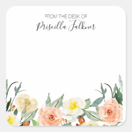 Blume in Rosa am Schreibtisch Quadratischer Aufkleber