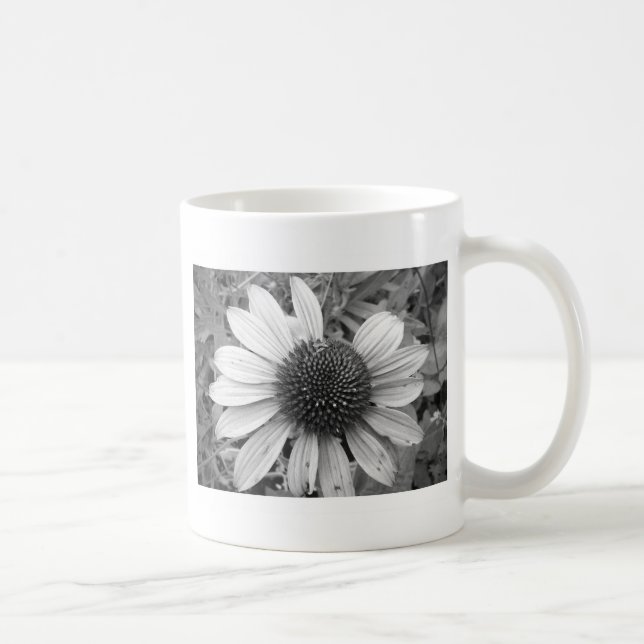 Blume in Schwarzweiß Tasse (Rechts)