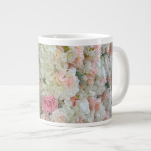 Blume in Weiß und Rosa Jumbo-Tasse