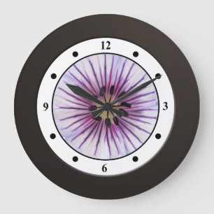 Blume Lila Garten mit Blumen Moderne Ziffern Große Wanduhr