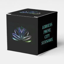 Blume Lotus, Hintergrund, Personalisiert