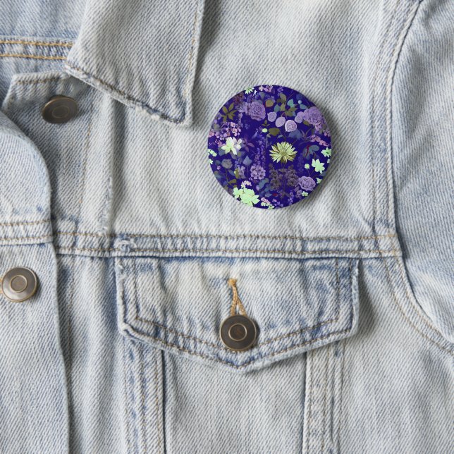 Blume mit eleganter und faszinierender Atmosphäre Button (Beispiel)