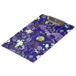 Blume mit eleganter und faszinierender Atmosphäre Klemmbrett