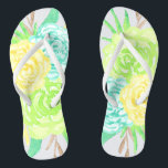 Blume mit handgemalten Wasserfarben Flip Flops<br><div class="desc">Mädchen und süße Aquarell-Blume in Aqua und Gelb perfekt für Frühjahr,  Sommer,  sowie für Braut,  Brautmädchen,  Brautmutter,  Bräutigam,  Trauzeugin,  Blume Mädchen Geschenke,  und vieles mehr!</div>