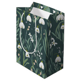 Blume mit weißem Schnee auf Grün Mittlere Geschenktüte
