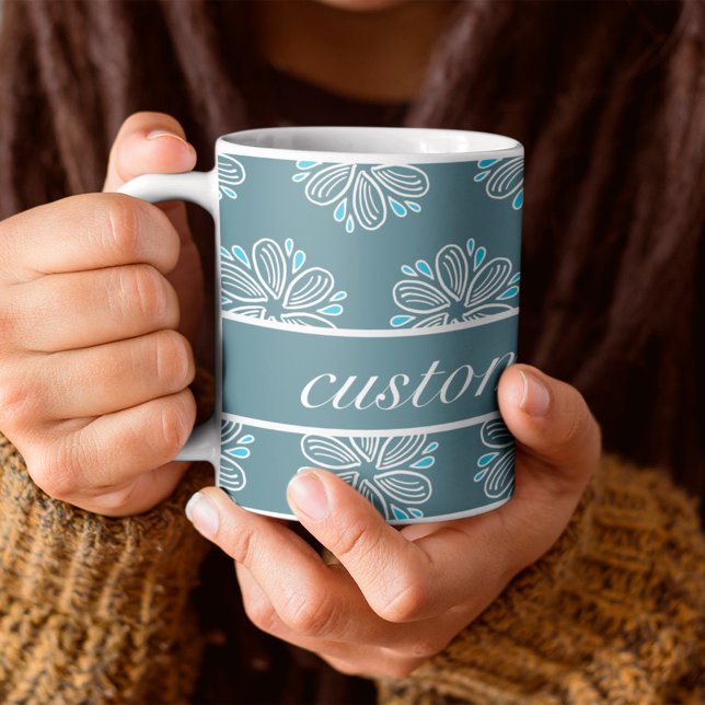 Blume Muster in Blau und Weiß mit Text Kaffeetasse (Von Creator hochgeladen)
