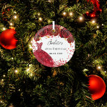Blume Ornament Aus Glas<br><div class="desc">Für eine 18. Geburtstagsfeier (oder jedes Alter). Weißer Hintergrund mit roten Konfetti,  Kleid und rote Rosen,  Blumenmuster. Der Name ist mit einem modernen handgeschriebenen Stilskript geschrieben. Personalisieren und fügen Sie Ihren Namen und ein Datum.</div>