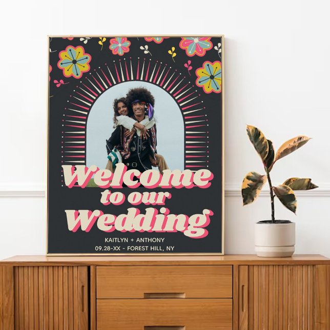 Blume Power 70er Retro Groovy Hochzeit Willkommen Poster (Von Creator hochgeladen)