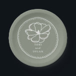 Blume Sage Green Wedding Pappteller<br><div class="desc">Weiße Linie Kunst Blume botanische Abbildung mit weißem Text und handgezeichneter Rahmen über Sage Green Hintergrund.</div>