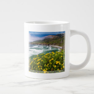 Blume über Sand-Dollar-Strand Jumbo-Tasse