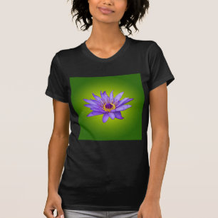 Blume Wasserlilie Wasserbecken Lila Wasser Blüte T-Shirt