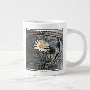 Blumen   Daisy in Jeans Pocket Jumbo-Tasse