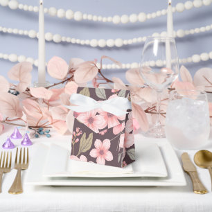 Blumen-Geschenktüte Geschenkschachtel