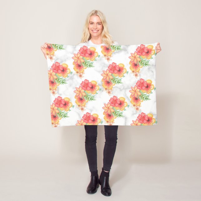 Blumen und Blätter auf Marmor Fleecedecke (Beispiel)
