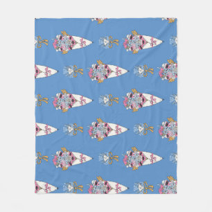Blumen- und Parfüm-Blumenstrauß-Bundle auf blau Fleecedecke