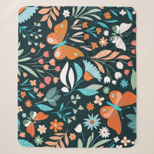 Blumen und Schmetterlinge, dekoratives nahtloses M Sherpadecke