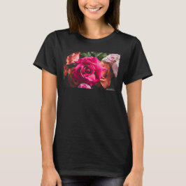 Blumen Vibrante rosa Rosenblüten-Fotografie  T-Shirt