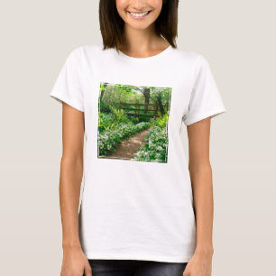 Blumen Weiße Wildblumen im Wald T-Shirt