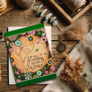 Blumenbaum zu Fuß auf der anderen Zuhause Zitat Karte