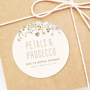 Blumenblätter und Prosecco Wildblumen-Brautjungfer Runder Aufkleber