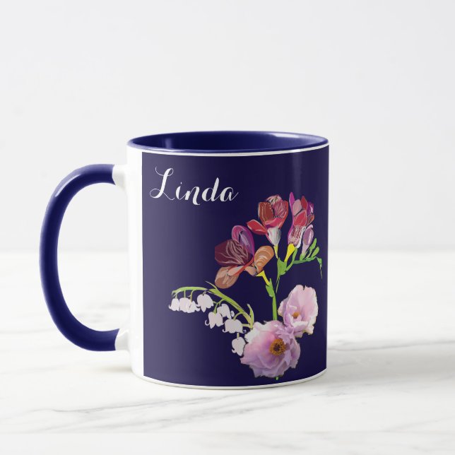 Blumenblauer Tasse mit Name (Links)