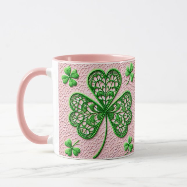 Blumencoquette Kleeblatt St Patrick's Day Tasse (Links)