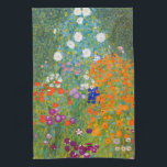 Blumengarten | Gustav Klimt Geschirrtuch<br><div class="desc">Der Blumengarten (1905-1907) des österreichischen Künstlers Gustav Klimt ist ein lebendiges Meisterwerk der frühen 20. Jahrhundertkunst. Diese üppige, impressionistische Szene birgt farbenprächtige Blüten in einem faszinierenden Naturschauspiel, das Klimts dekorativen Stil und Liebe für Blumenmotive widerspiegelt. Die reiche Textur und die aufwändigen Details machen das Gemälde zu einer zeitlosen Wahl für...</div>