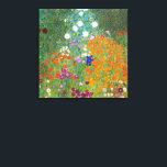 Blumengarten | Gustav Klimt Leinwanddruck<br><div class="desc">Der Blumengarten (1905-1907) des österreichischen Künstlers Gustav Klimt ist ein lebendiges Meisterwerk der frühen 20. Jahrhundertkunst. Diese üppige, impressionistische Szene birgt farbenprächtige Blüten in einem faszinierenden Naturschauspiel, das Klimts dekorativen Stil und Liebe für Blumenmotive widerspiegelt. Die reiche Textur und die aufwändigen Details machen das Gemälde zu einer zeitlosen Wahl für...</div>