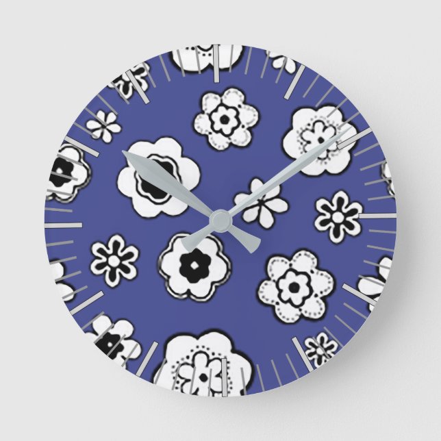 Blumengarten in Blue Bayou Runde Wanduhr (Vorderseite)