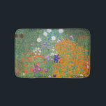 Blumengarten von Gustav Klimt Badematte<br><div class="desc">Schönes farbenfrohes Gemälde eines Blumengartens von Gustav Klimt. Phantastische Farbvariationen und wunderschöne Blume passen einfach wunderschön zu vielen wunderbaren Produkten und Geschenkideen.</div>