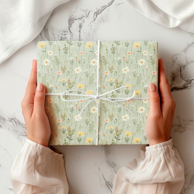 Blumengarten Wilde Blume Muster Botanisches Grün Geschenkpapier (Von Creator hochgeladen)