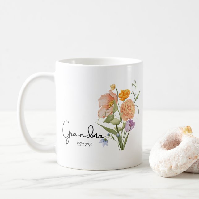 Blumengranma Est 2025, Baby Announcement Geschenke Kaffeetasse (Mit Donut)