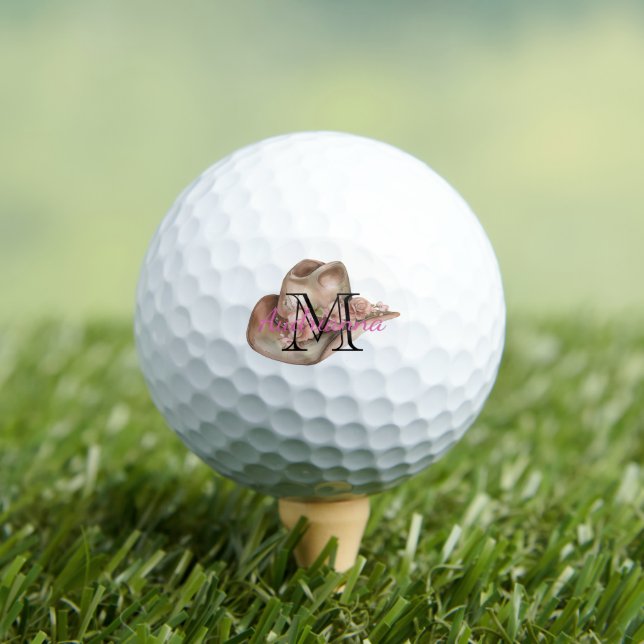 Blumenhut Cowgirl Monogramm Golfball (Insitu T-Shirt)
