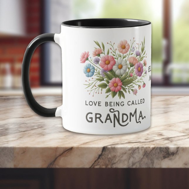 Blumenische Liebe wird Oma genannt Tasse (Von Creator hochgeladen)